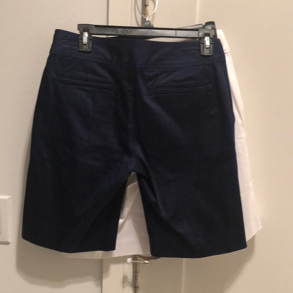 Set of 2 dress Bermuda shorts. - Picture 4 of 5
